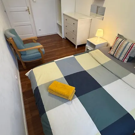 Vibes בית הארחה בודפשט