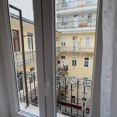 Vibes Βουδαπέστη